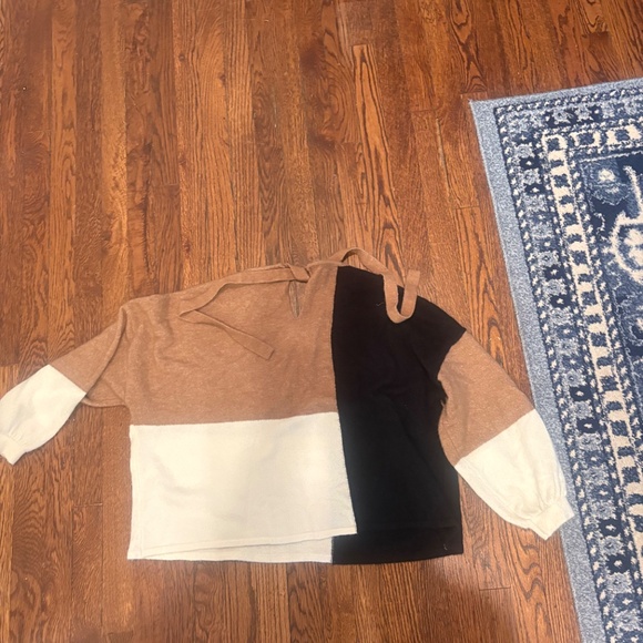 By The River Color Block Sweater, Tie Back - Picture 2 of 4